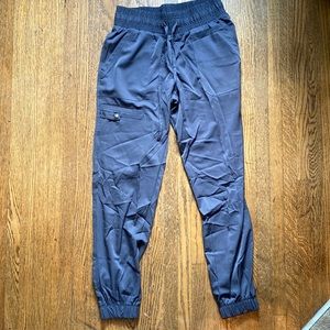 Healing Hands Jogger Scrub Bottoms